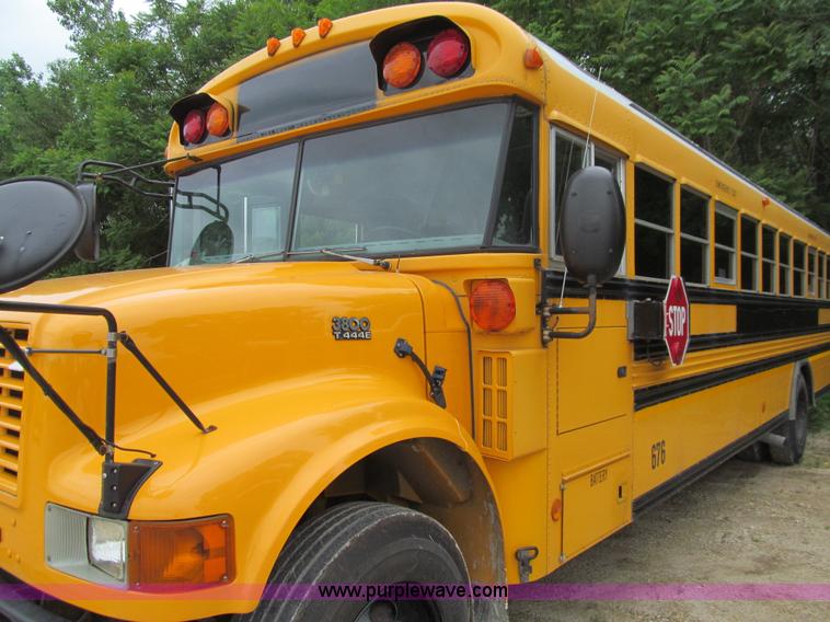 image for item E4897 2003 International 3800 school bus