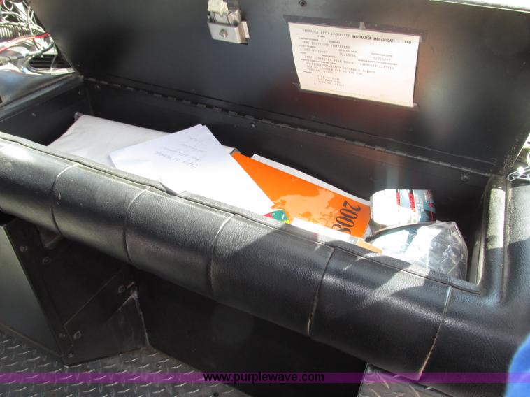 image for item F7365 1982 Hendrickson 1871-WS pumper/ladder fire truck