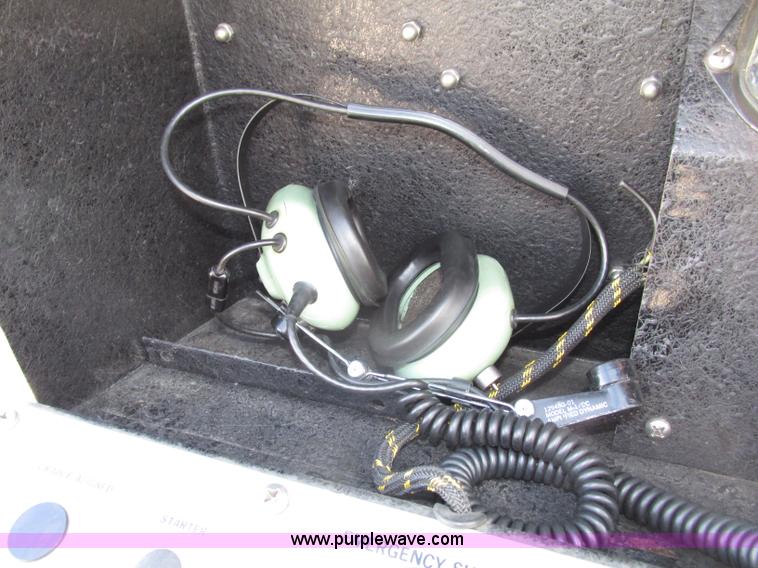 image for item F7365 1982 Hendrickson 1871-WS pumper/ladder fire truck