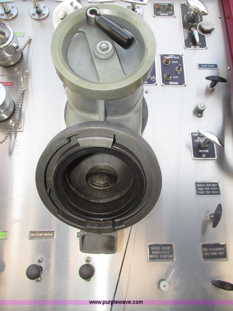 image for item F7365 1982 Hendrickson 1871-WS pumper/ladder fire truck