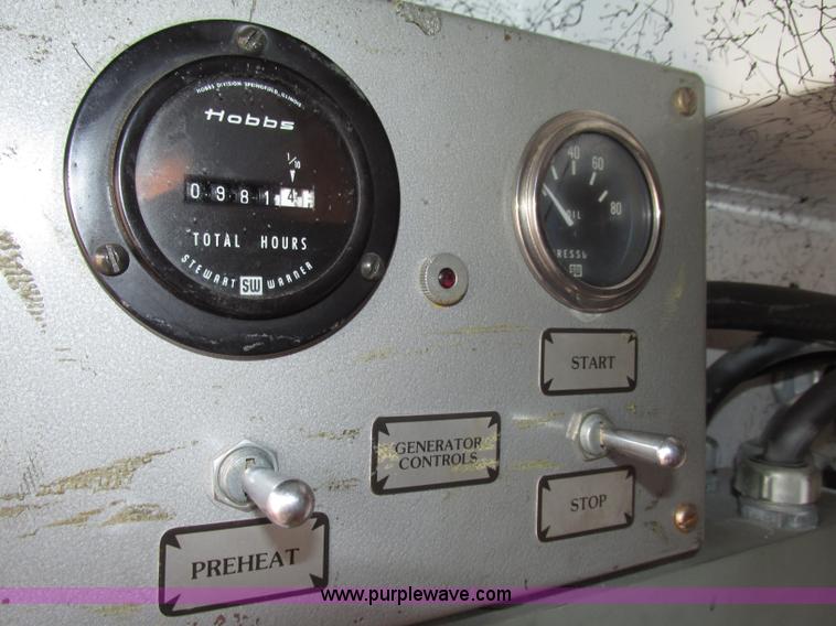 image for item F7365 1982 Hendrickson 1871-WS pumper/ladder fire truck