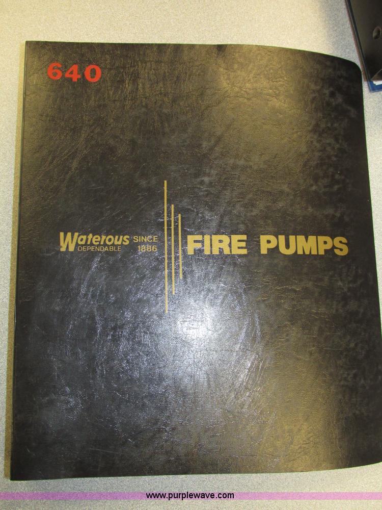 image for item F7365 1982 Hendrickson 1871-WS pumper/ladder fire truck