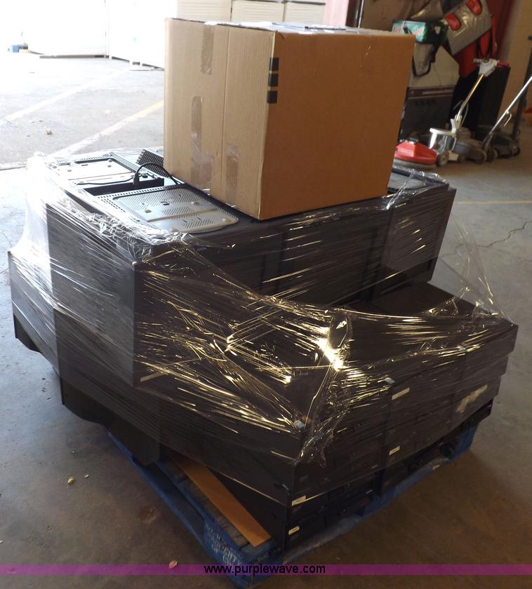 image for item H1810 (12) Lenovo ThinkCentre 8215-DGU desktop computers