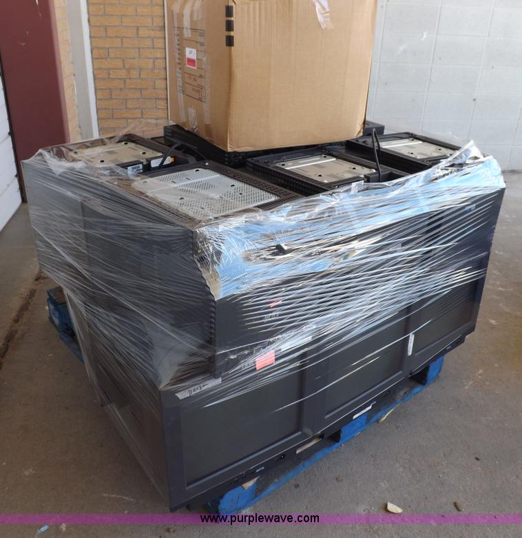 image for item H1817 (12) Lenovo ThinkCentre 8215-DGU desktop computers