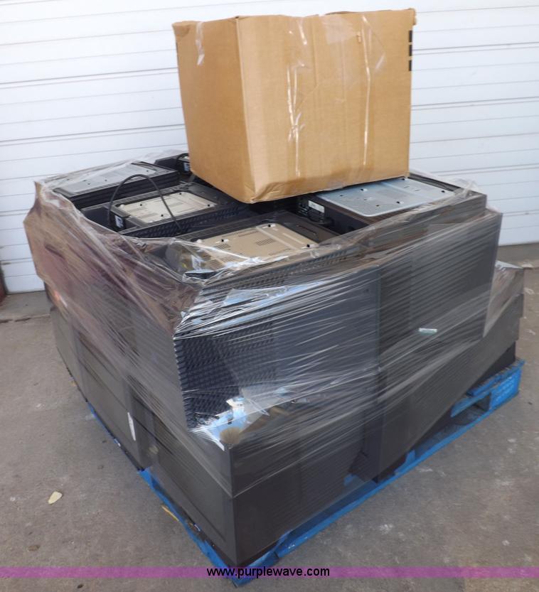 image for item H1817 (12) Lenovo ThinkCentre 8215-DGU desktop computers