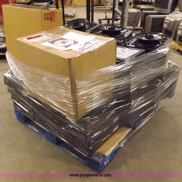 image for item H1820 (12) Lenovo ThinkCentre 9845-G2U desktop computers