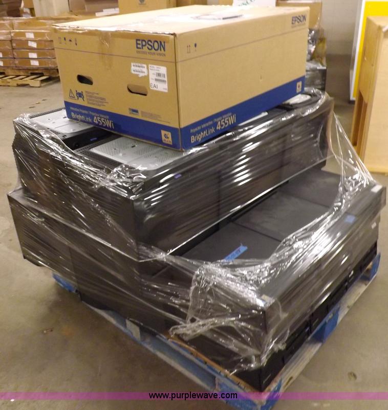 image for item H1823 (12) Lenovo ThinkCentre 9645-G2U desktop computers