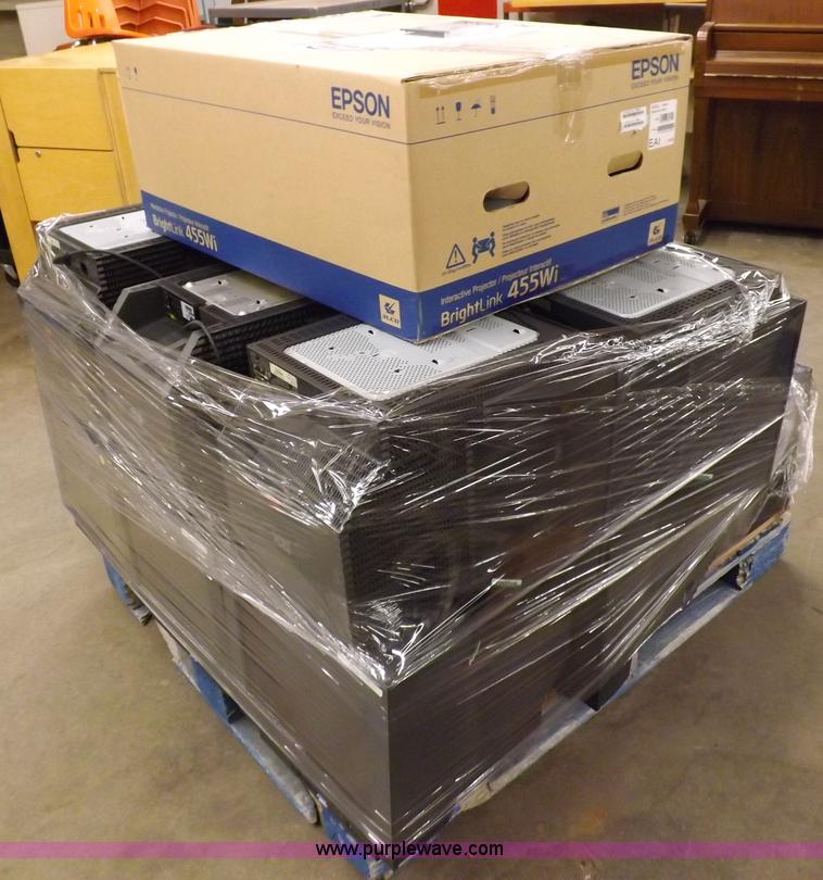 image for item H1823 (12) Lenovo ThinkCentre 9645-G2U desktop computers