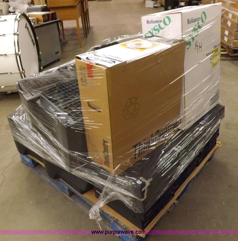 image for item H1824 (12) Lenovo ThinkCentre 9645-G2U desktop computers