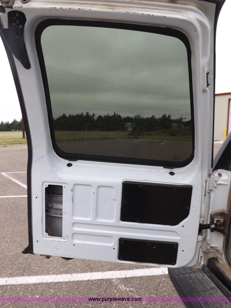 image for item H1848 1999 Chevrolet Suburban C1500 SUV