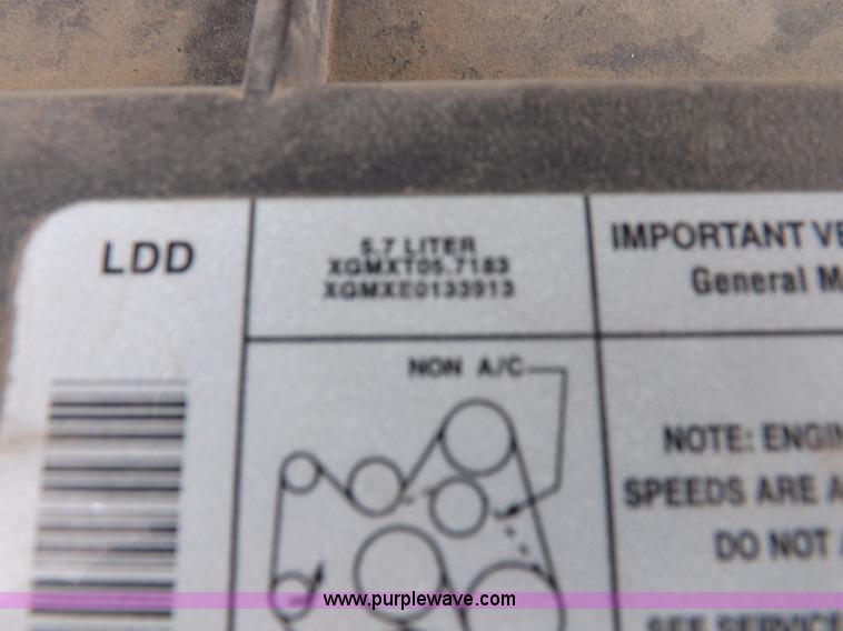 image for item H1848 1999 Chevrolet Suburban C1500 SUV