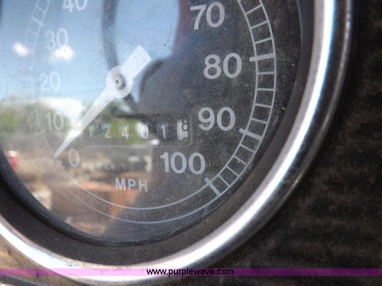 image for item H1869 1974 Ford F750 brush fire truck