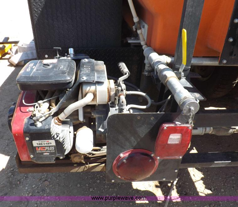 image for item H1869 1974 Ford F750 brush fire truck