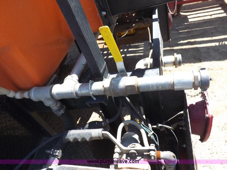 image for item H1869 1974 Ford F750 brush fire truck