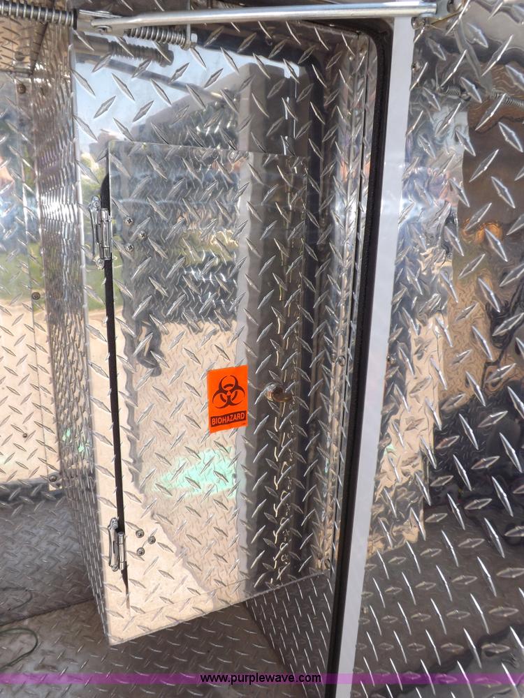 image for item H1871 1992 Ford Econoline E350 ambulance