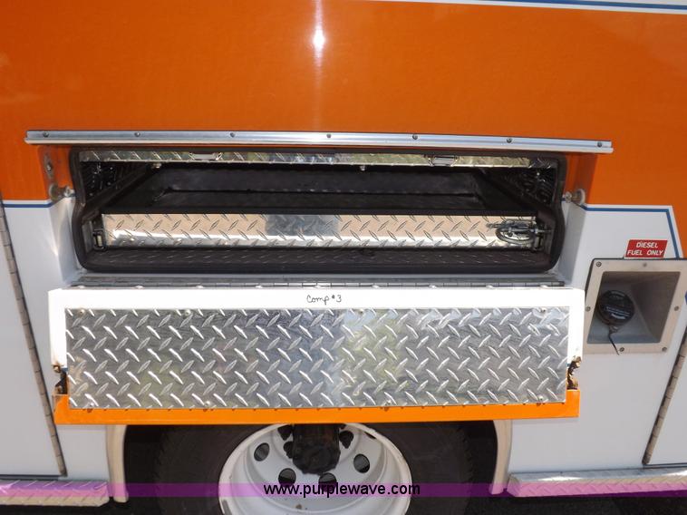 image for item H1871 1992 Ford Econoline E350 ambulance