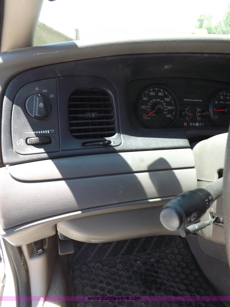 image for item H1872 2008 Ford Crown Victoria Police Interceptor