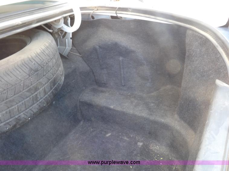 image for item H1872 2008 Ford Crown Victoria Police Interceptor