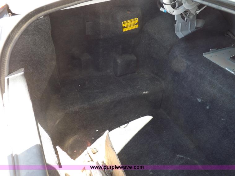 image for item H1872 2008 Ford Crown Victoria Police Interceptor