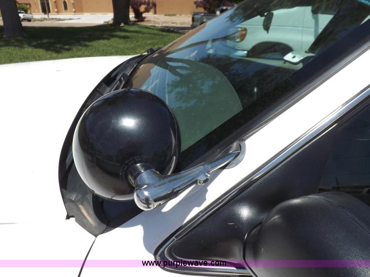 image for item H1872 2008 Ford Crown Victoria Police Interceptor