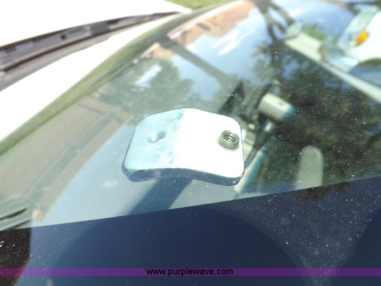 image for item H1872 2008 Ford Crown Victoria Police Interceptor