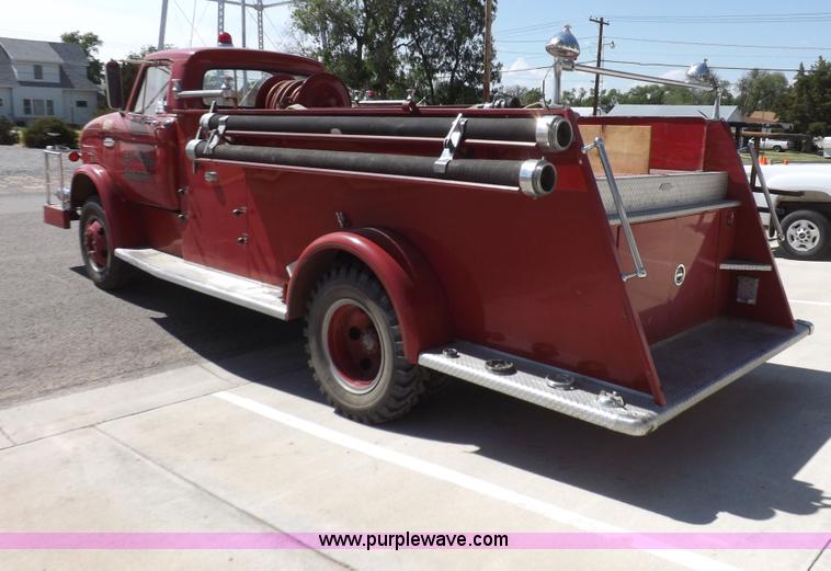 image for item H1874 1965 Ford 600 fire truck