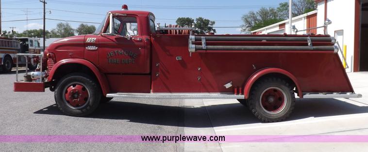 image for item H1874 1965 Ford 600 fire truck