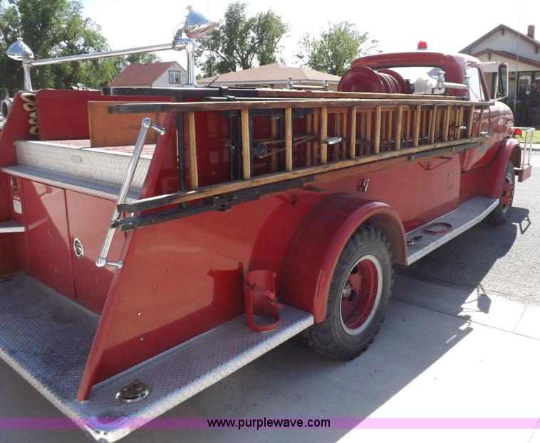 image for item H1874 1965 Ford 600 fire truck