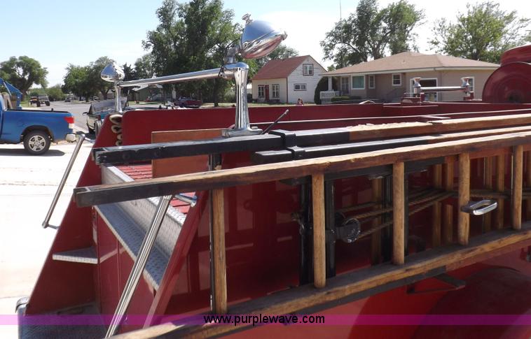 image for item H1874 1965 Ford 600 fire truck