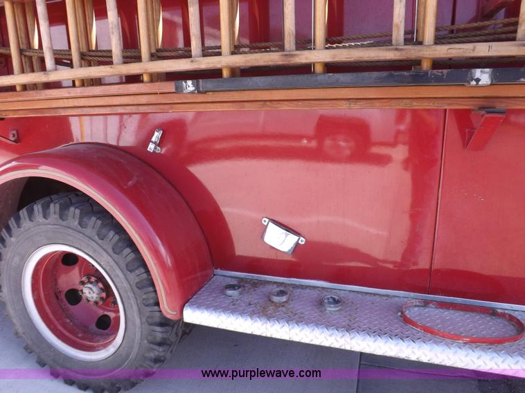 image for item H1874 1965 Ford 600 fire truck