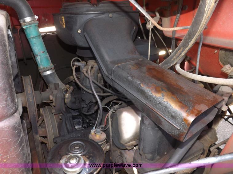 image for item H1874 1965 Ford 600 fire truck