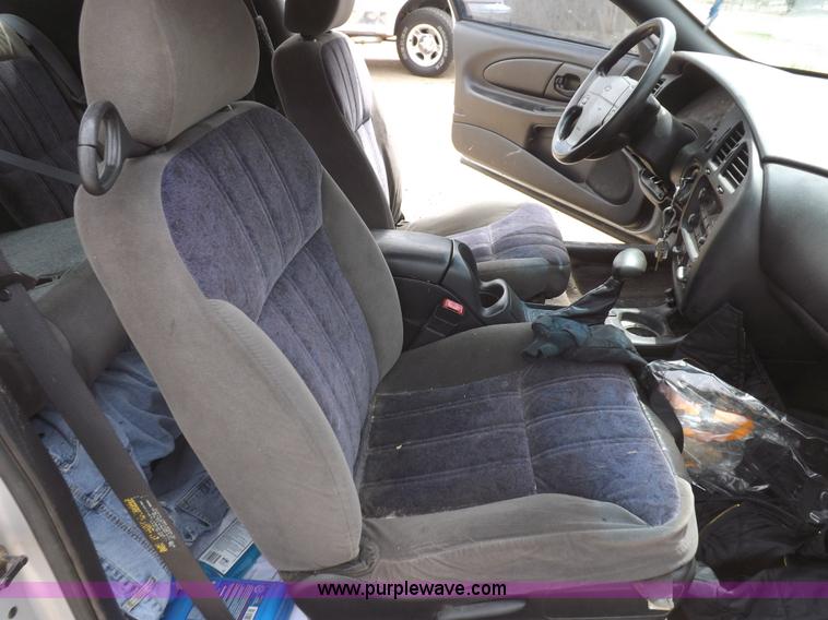 image for item H1904 2002 Chevrolet Monte Carlo LS