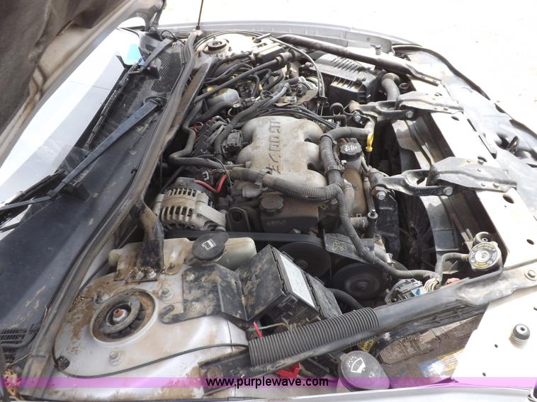 image for item H1904 2002 Chevrolet Monte Carlo LS