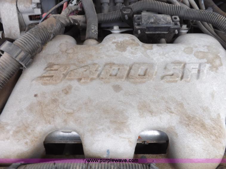 image for item H1904 2002 Chevrolet Monte Carlo LS