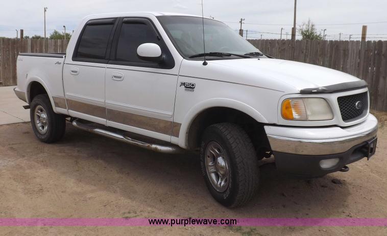 image for item H1905 2001 Ford F150 Lariat SuperCrew pickup truck