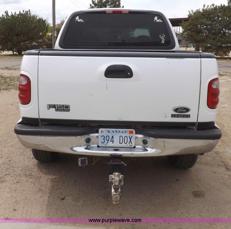 image for item H1905 2001 Ford F150 Lariat SuperCrew pickup truck