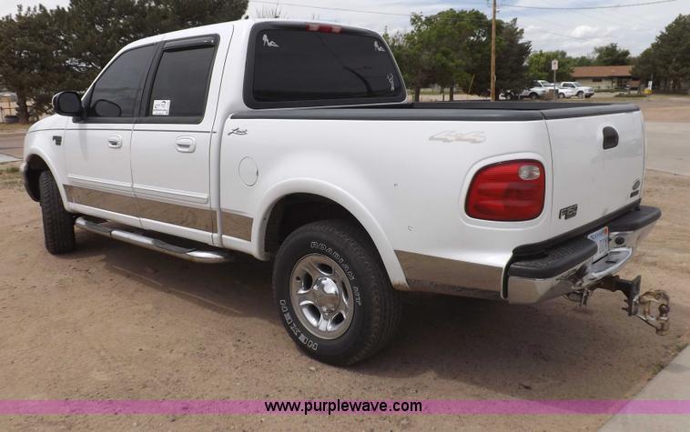 image for item H1905 2001 Ford F150 Lariat SuperCrew pickup truck