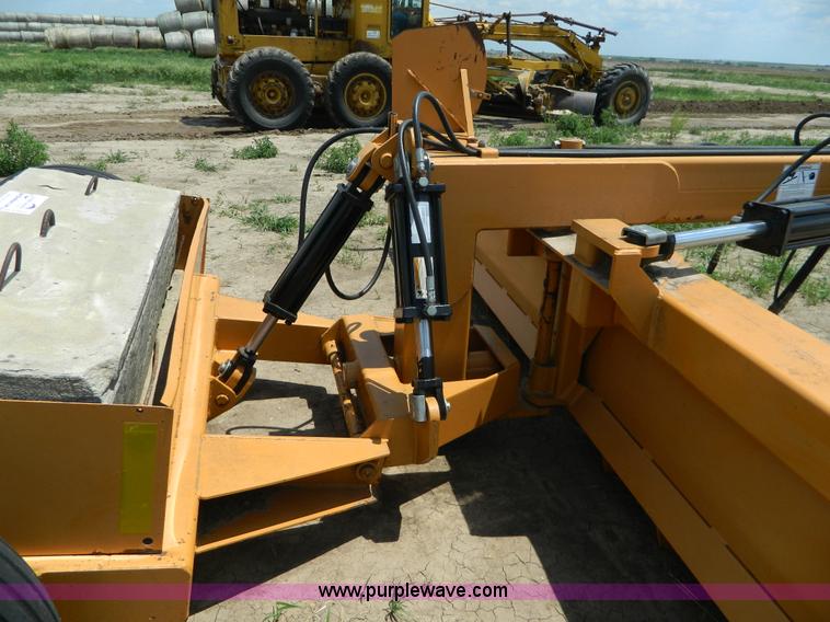 image for item H2462 Art's Way LS1400 pull scraper