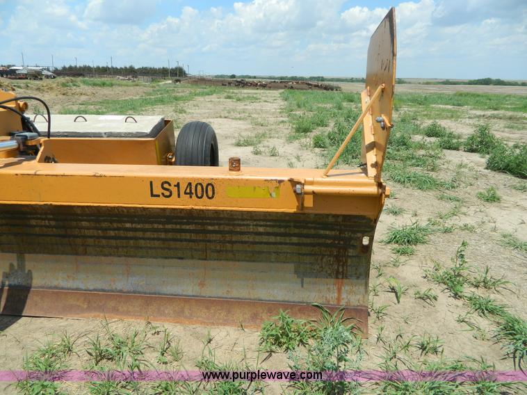 image for item H2462 Art's Way LS1400 pull scraper