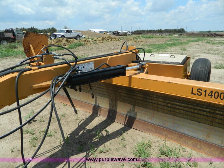 image for item H2462 Art's Way LS1400 pull scraper