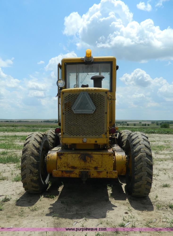 image for item H2463 1965 Caterpillar 120 motor grader