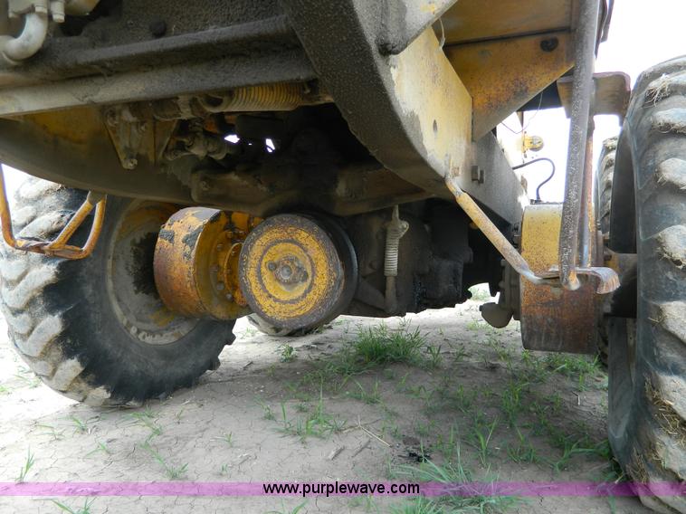 image for item H2463 1965 Caterpillar 120 motor grader