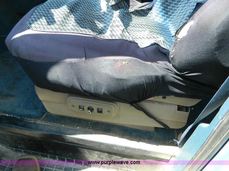 image for item H2464 1992 Chevrolet Astro van