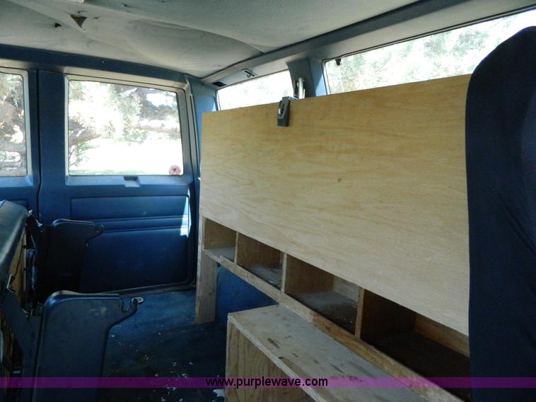 image for item H2464 1992 Chevrolet Astro van