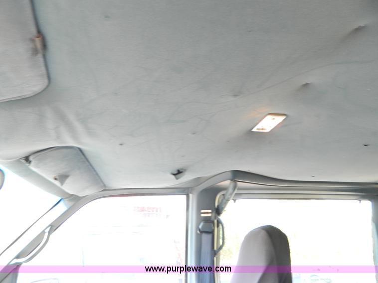 image for item H2464 1992 Chevrolet Astro van