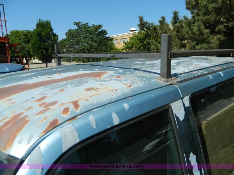 image for item H2464 1992 Chevrolet Astro van