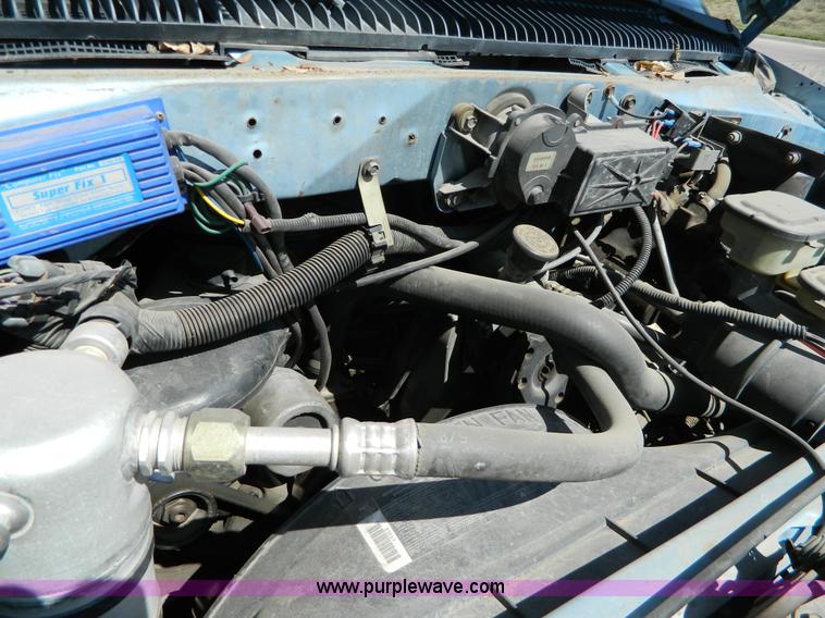 image for item H2464 1992 Chevrolet Astro van