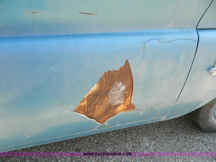 image for item H2465 1963 Chevrolet pickup truck