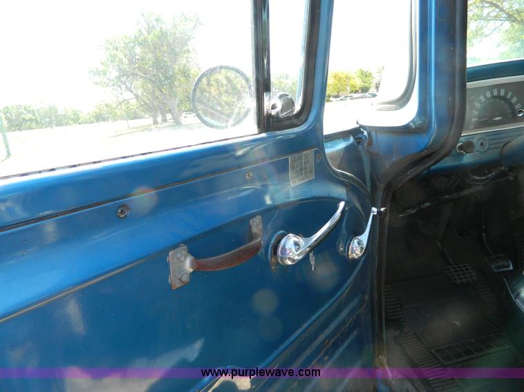 image for item H2465 1963 Chevrolet pickup truck