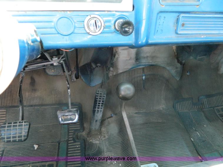 image for item H2465 1963 Chevrolet pickup truck